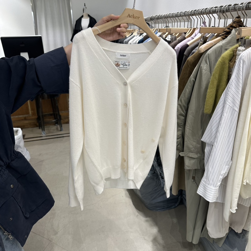 ACKER東大門代購女士新款人氣熱賣開衫美利奴羊毛V領開衫Acker開衫圖色1