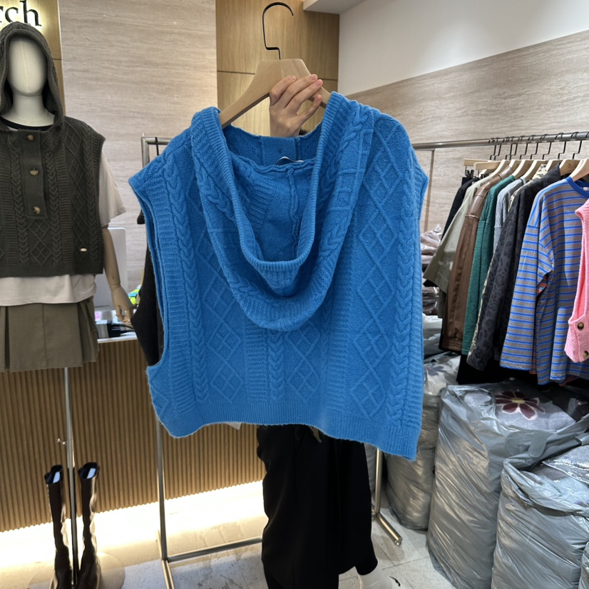 BISHOP/APOINT/3MARCH韓國代購女裝新款真品吊帶背心不含內搭兜帽BISHOP/APOINT/3MARCH吊帶/背心
