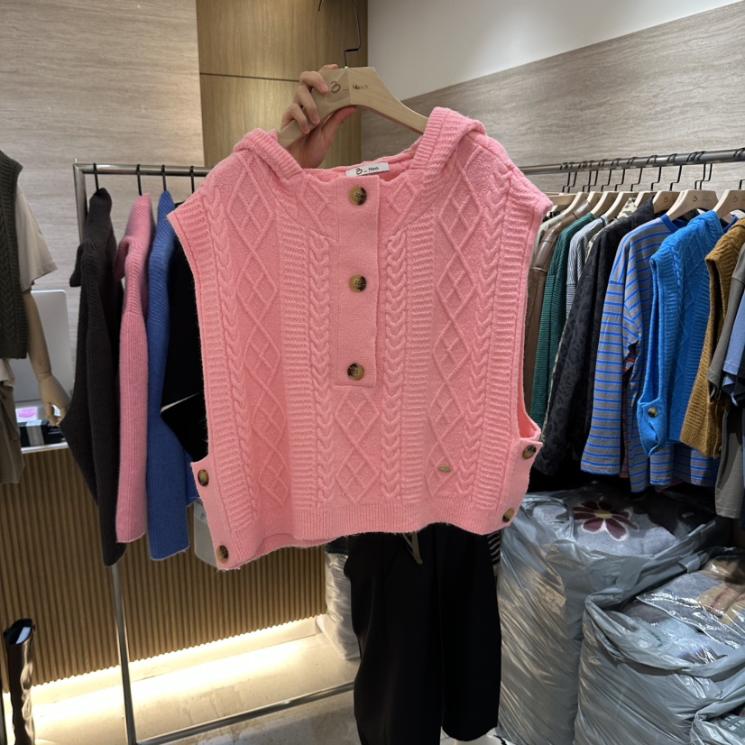 BISHOP/APOINT/3MARCH韓國代購女裝新款真品吊帶背心不含內搭兜帽BISHOP/APOINT/3MARCH吊帶/背心圖色3