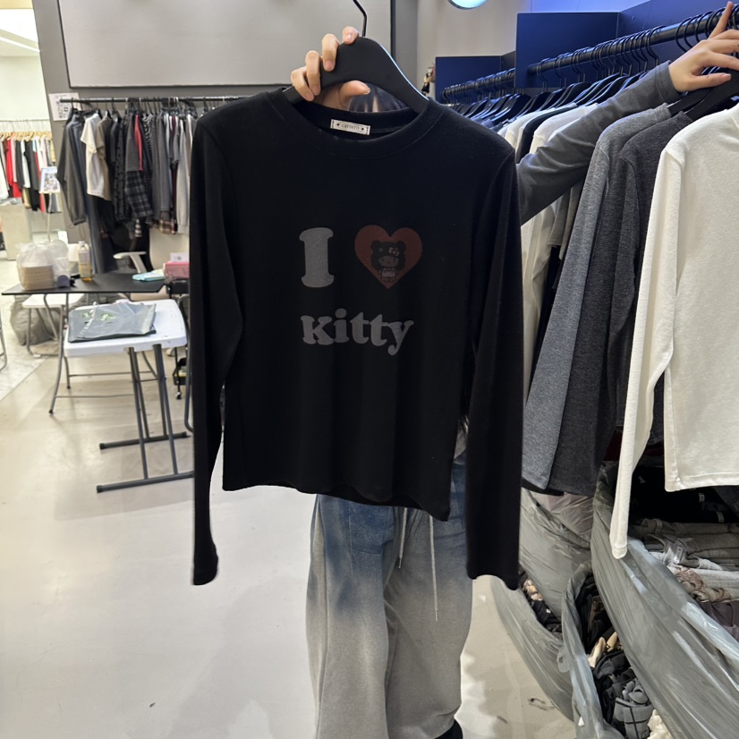 CREDITO東大門代購女裝新款真品推薦熱賣時尚人氣長袖T恤CREDITO長袖T恤圖色2