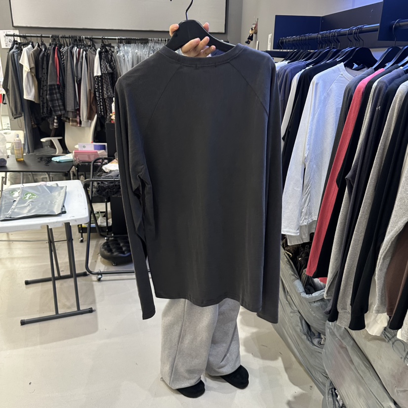 CREDITO韓國代購女裝新品真品人氣熱賣休閑時尚推薦長袖T恤CREDITO長袖T恤