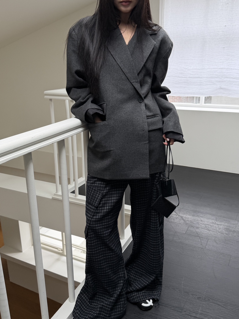 SPECIAL東大門實拍女士新款真品推薦熱賣人氣時尚短款大衣SPECIAL短款大衣