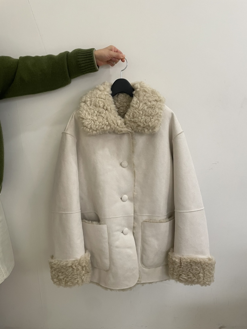 JEONG GAM STUDIOS東大門實拍女裝新品真品人氣短款大衣JEONG GAM STUDIOS短款大衣圖色1