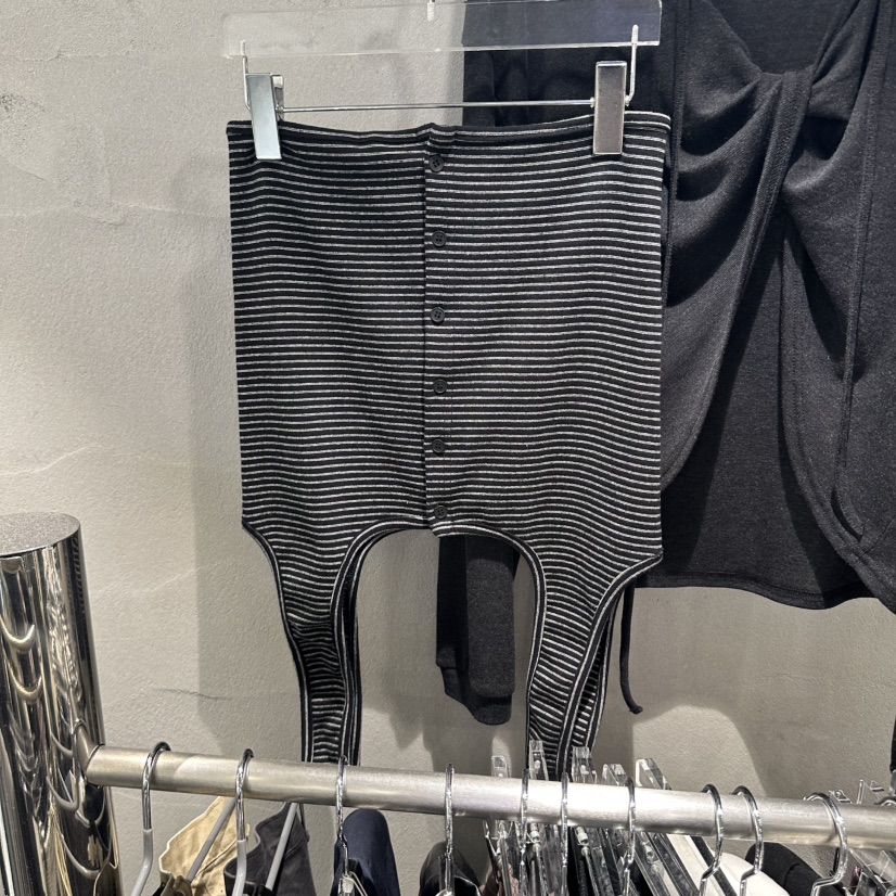 HERTZ-P東大門實拍女士新品休閑推薦人氣真品熱賣吊帶背心HERTZ-P吊帶/背心圖色2黑色