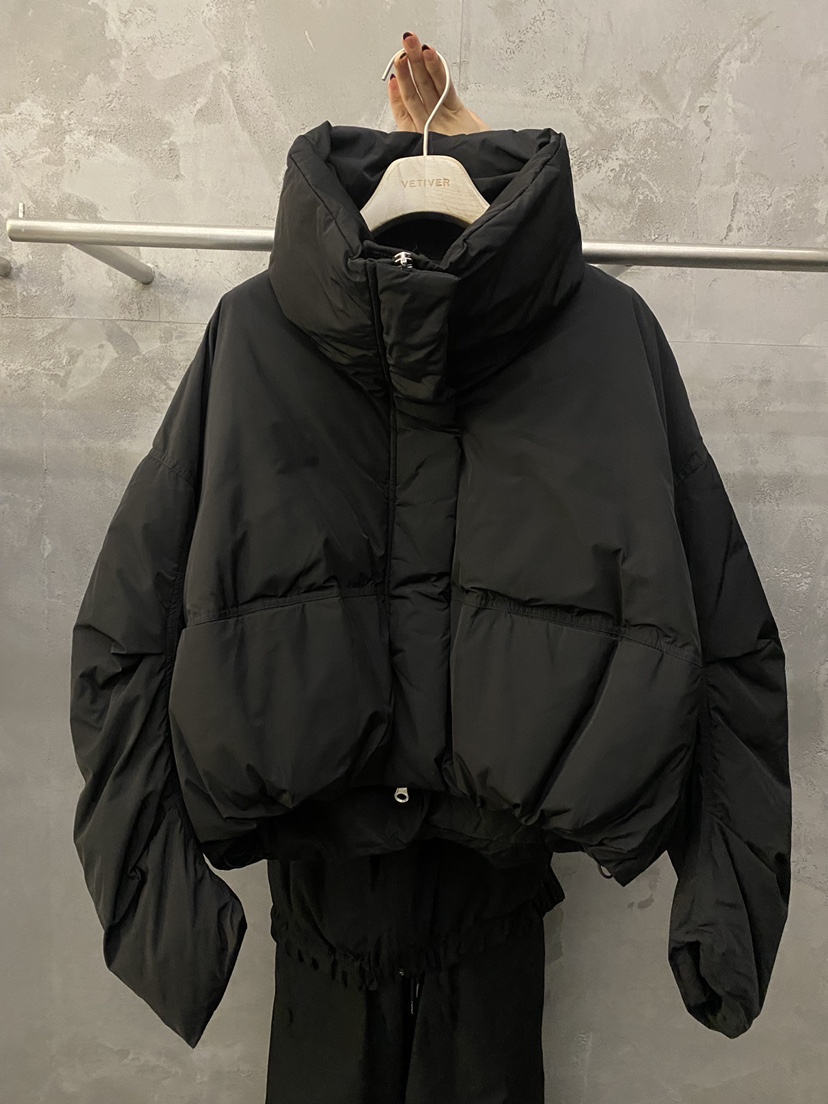 THE VETIVER-A東大門代購女裝新品真品短款羽絨服高領填充鴨絨VETIVER短款羽絨服圖色1