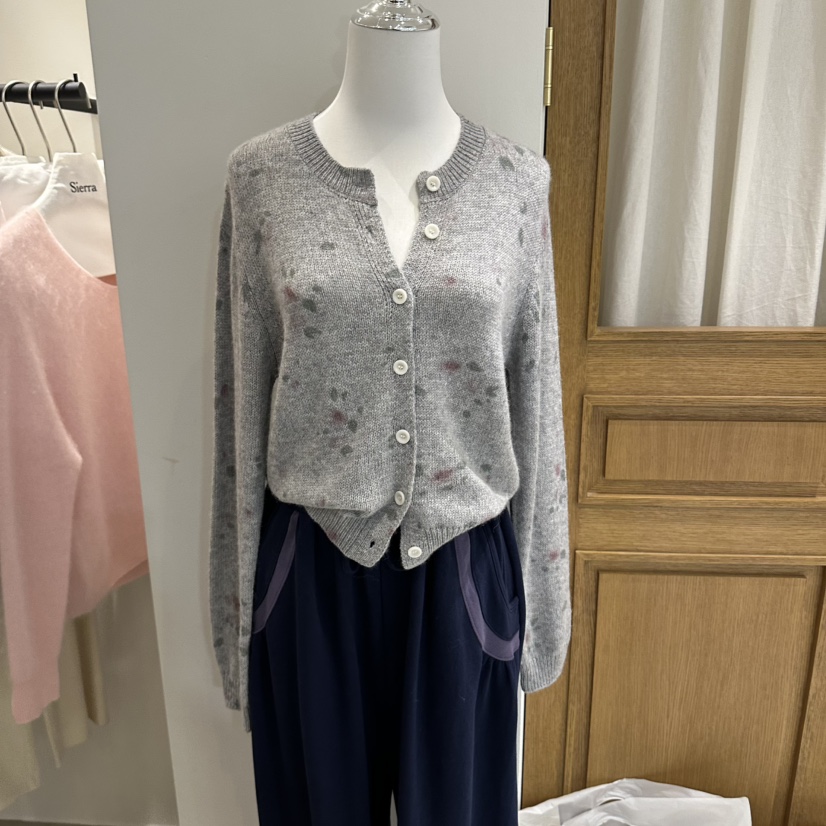 SIERRA東大門實拍女裝新品真品人氣推薦熱賣休閑時尚開衫SIERRA開衫