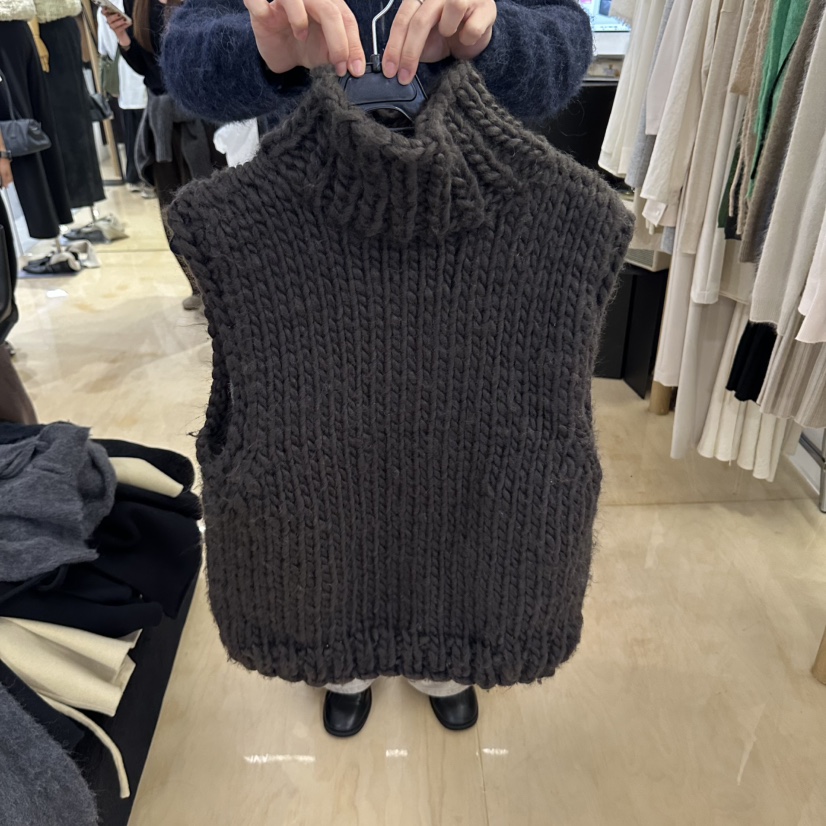 KOIVUE韓國直郵女裝新品時尚人氣真品休閑熱賣推薦馬甲KOIVUE馬甲