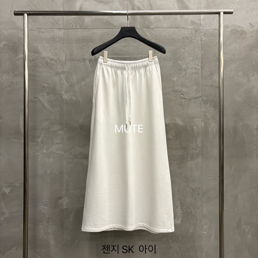 MUTE-P韓國代購女裝新款真品熱賣休閑人氣時尚推薦長裙MUTE長裙圖色1