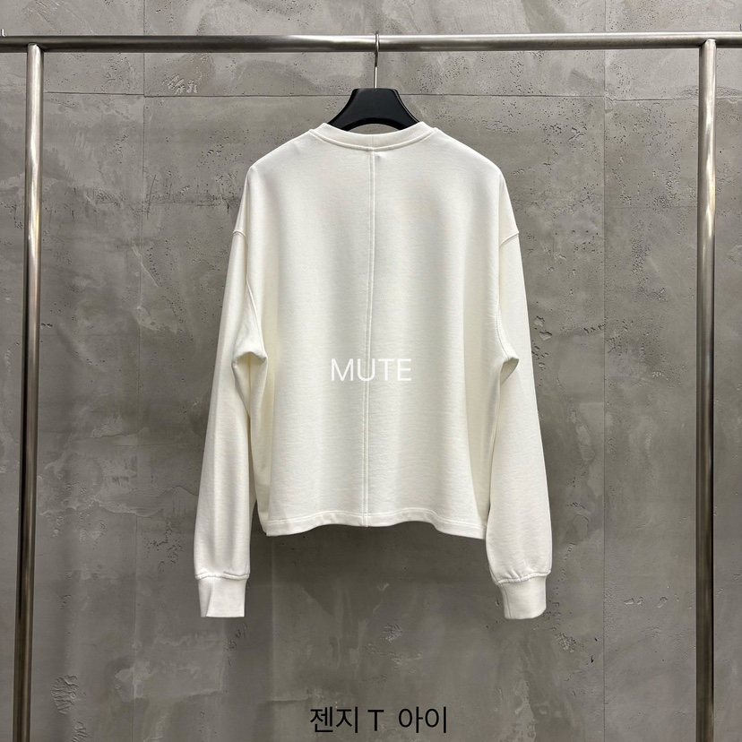 MUTE-P東大門實拍女裝新款人氣休閑真品推薦熱賣長袖T恤MUTE長袖T恤