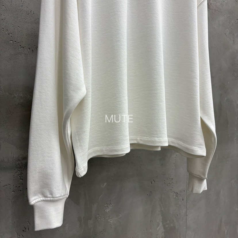MUTE-P東大門實拍女裝新款人氣休閑真品推薦熱賣長袖T恤MUTE長袖T恤