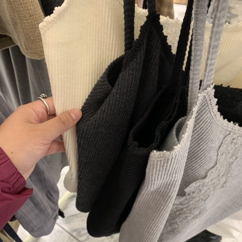 VENIR-A東大門實拍女裝新品時尚真品推薦熱賣休閑吊帶背心VENIR-A吊帶/背心