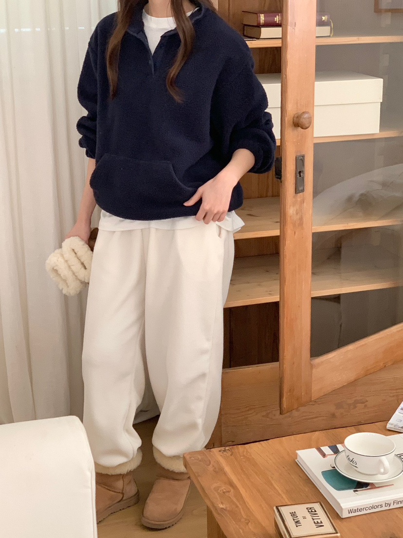 WOOD東大門直郵女裝新款推薦熱賣時尚人氣真品衛衣口袋抓絨WOOD-2件起衛衣