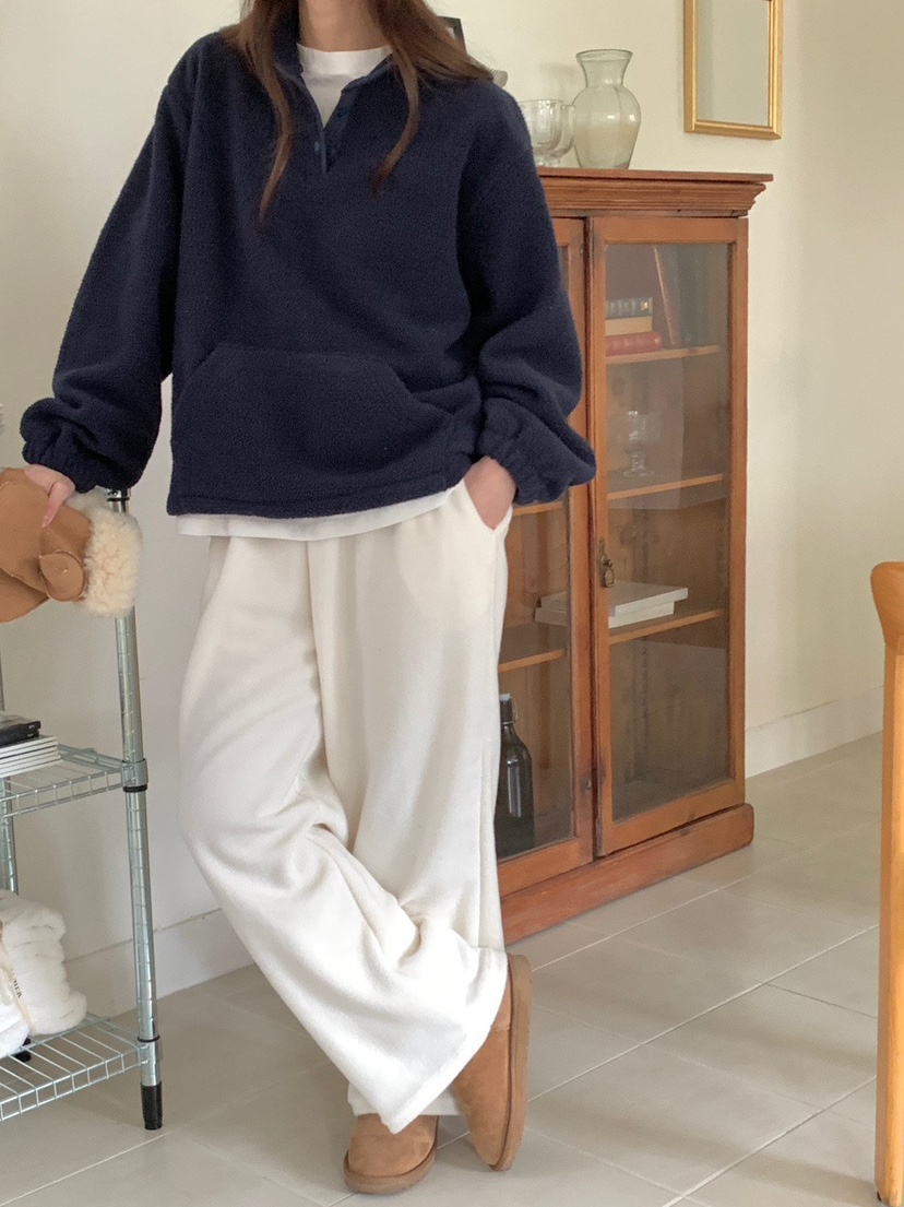WOOD東大門直郵女裝新款推薦熱賣時尚人氣真品衛衣口袋抓絨WOOD-2件起衛衣