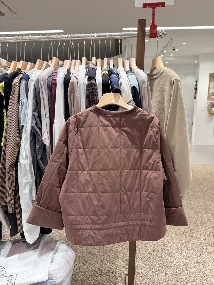 BLOOM東大門代購女裝新品休閑人氣熱賣推薦時尚衛衣羽絨服BLOOM-S衛衣