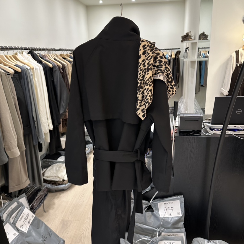 NOTTINGHAM/AVECNOUS/MODEST東大門代購女裝新品時尚夾克不含絲巾NOTTINGHAM/AVECNOUS/MODEST夾克