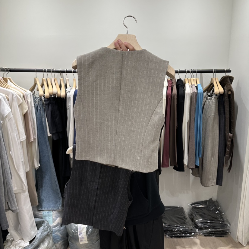 NOTTINGHAM/AVECNOUS/MODEST韓國直郵女裝新品時尚馬甲NOTTINGHAM/AVECNOUS/MODEST馬甲