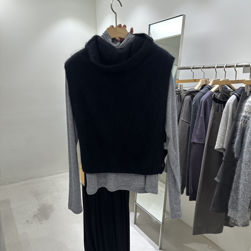 REPELLER東大門實拍女士新品推薦熱賣吊帶背心羊毛絲綢不含REPELLER吊帶/背心圖色3黑色