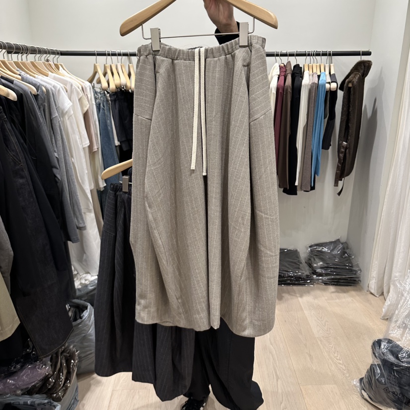 NOTTINGHAM/AVECNOUS/MODEST東大門直郵女裝新品推薦長裙NOTTINGHAM/AVECNOUS/MODEST長裙圖色1