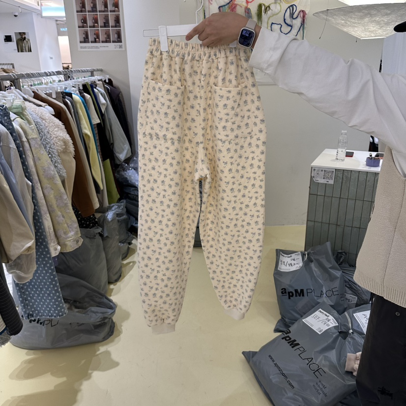 PANTRY HAUS韓國代購女裝新品人氣推薦休閑褲花朵絎縫運動PANTRY HAUS休閑褲