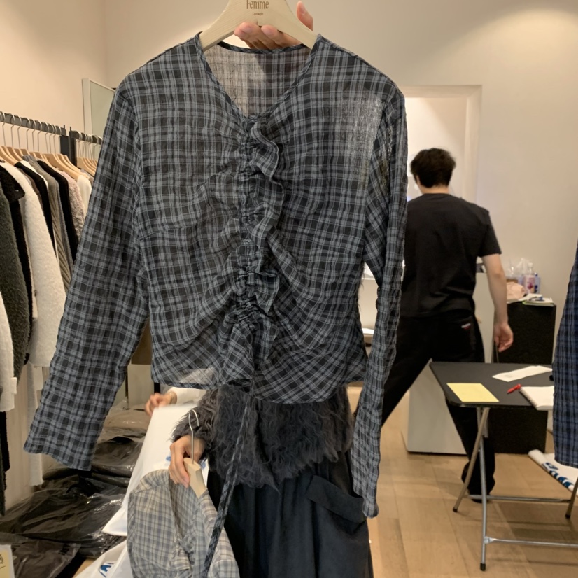 LA MAGIE FEMME韓國代購女士新品熱賣休閑襯衫蕾絲衫格紋Lamagie Femme襯衫/蕾絲衫圖色2灰