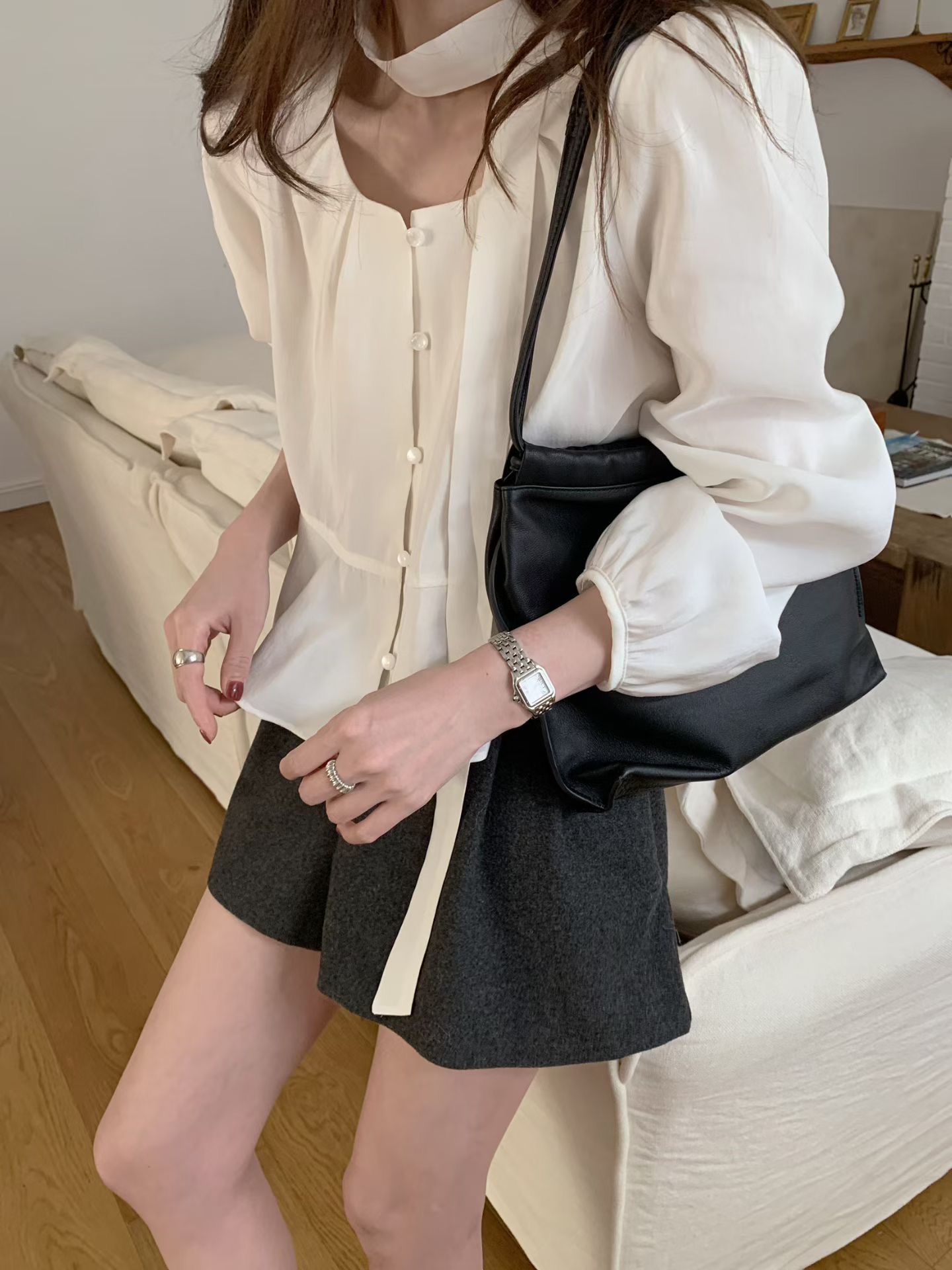 MELLOUNGE-멜라운지-T韓國直郵女裝新款休閑襯衫蕾絲衫含脖帶MELLOUNGE-2件起襯衫/蕾絲衫