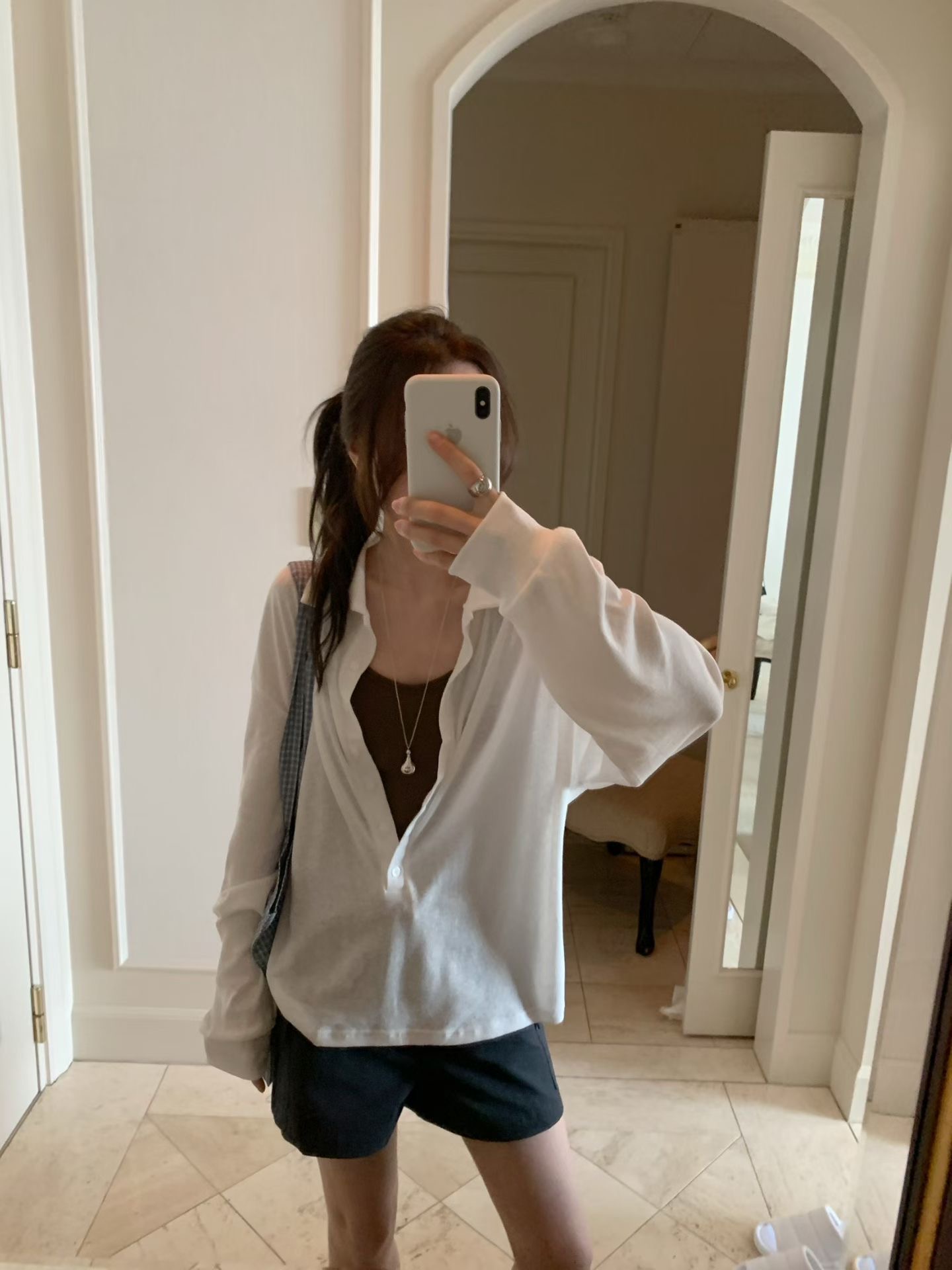 MELLOUNGE-멜라운지-T東大門實拍女裝新品人氣衛衣不含內搭MELLOUNGE-2件起衛衣圖色1