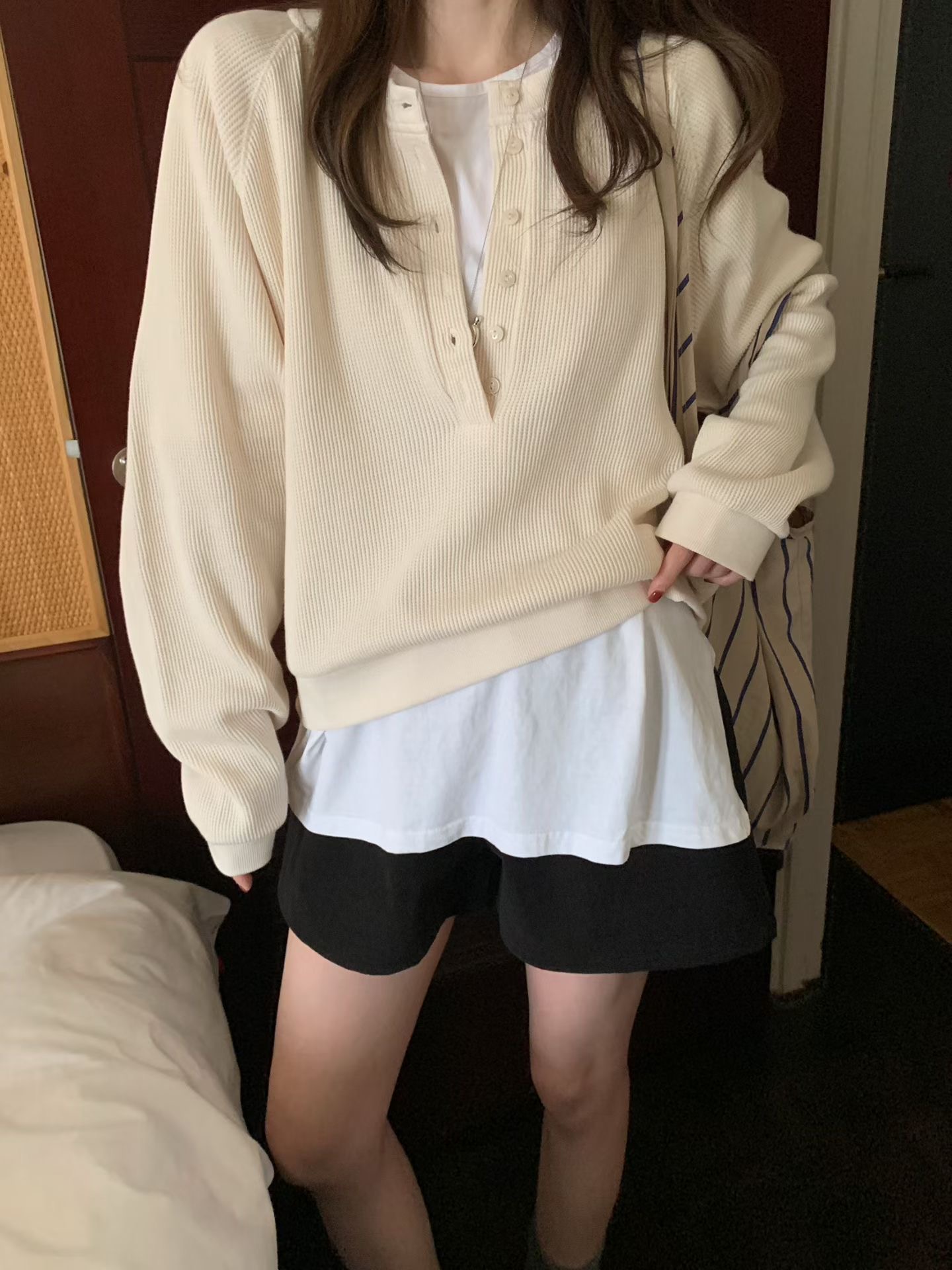 MELLOUNGE-멜라운지-T東大門代購女士新品人氣衛衣不含內搭MELLOUNGE-2件起衛衣圖色1