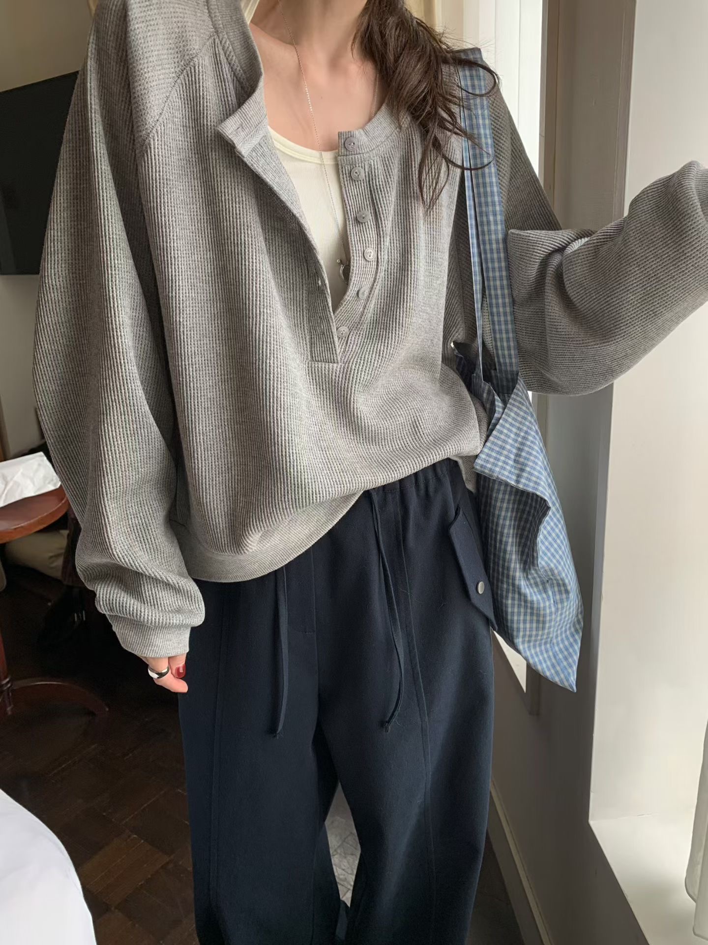 MELLOUNGE-멜라운지-T東大門代購女士新品人氣衛衣不含內搭MELLOUNGE-2件起衛衣圖色2