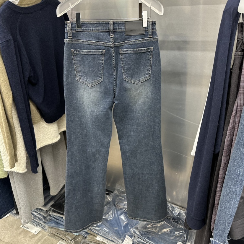 HELVETICA東大門實拍女裝新品職業推薦休閑熱賣牛仔褲喇叭HELVETICA牛仔褲