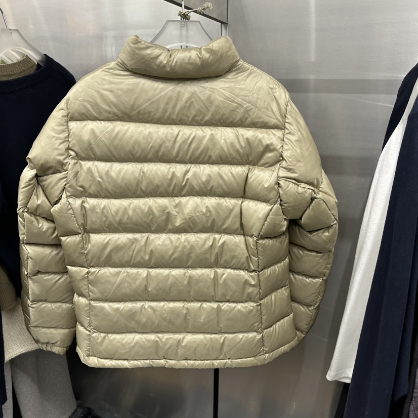 HELVETICA東大門直郵女士新品時尚推薦熱賣短款羽絨服羽絨服HELVETICA短款羽絨服