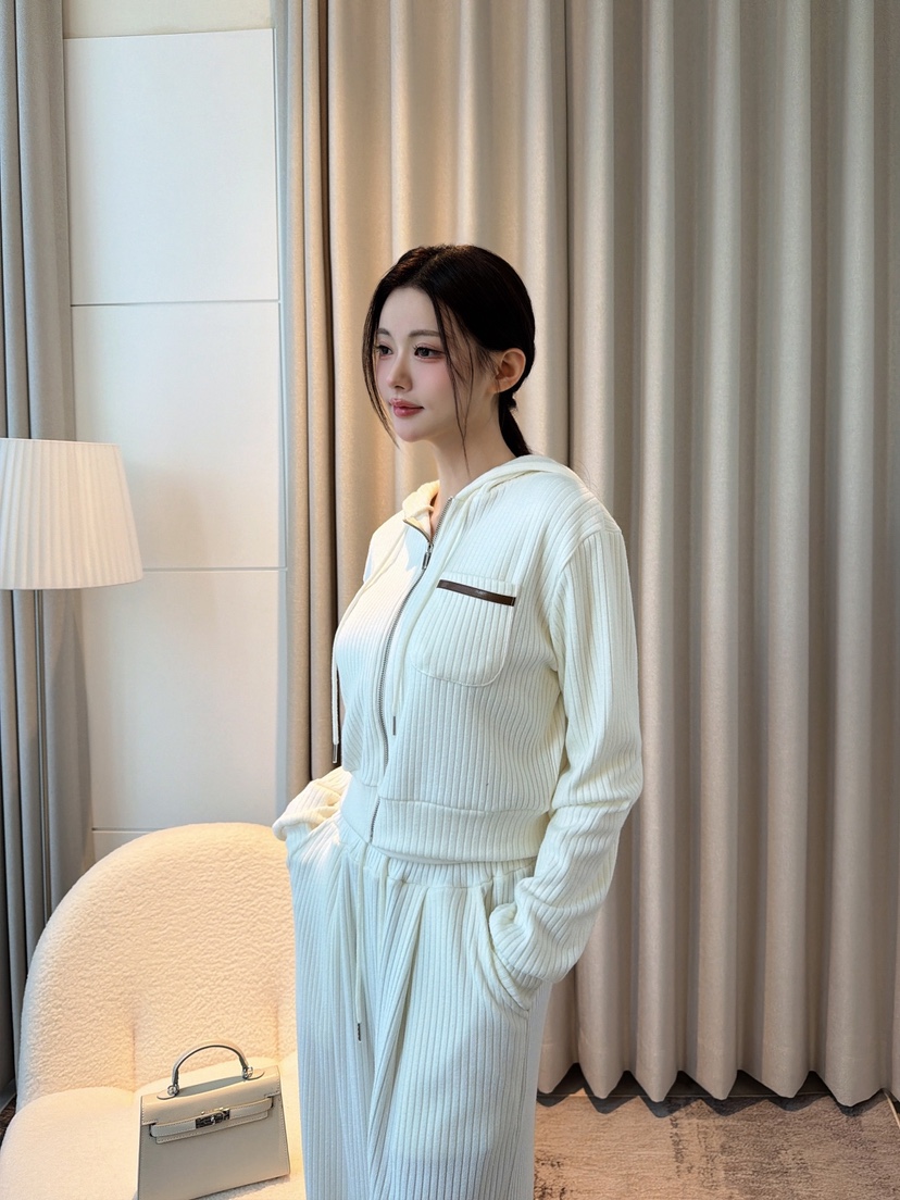 CLOTH東大門實拍女裝新款休閑時尚推薦人氣熱賣套裝皮革連帽CLOTH套裝