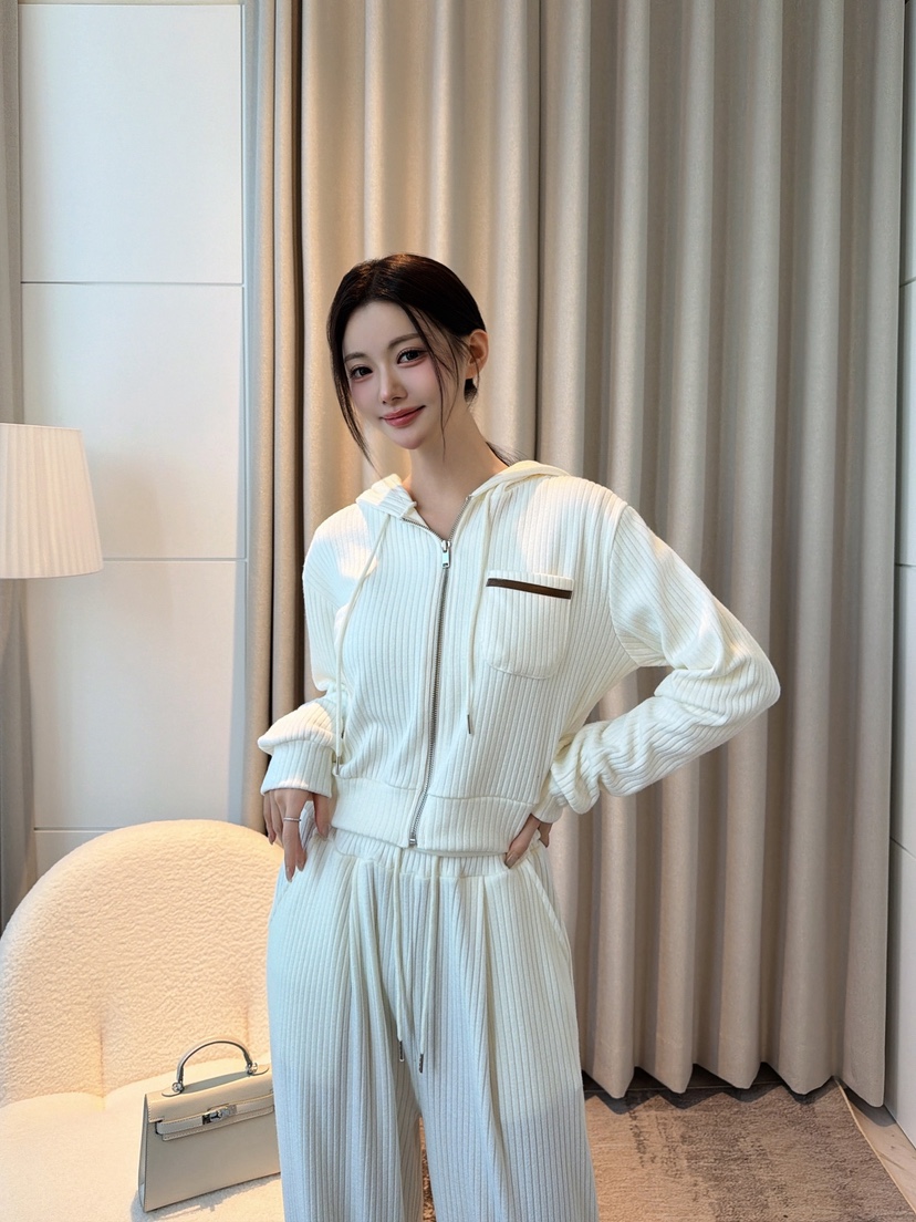 CLOTH東大門實拍女裝新款休閑時尚推薦人氣熱賣套裝皮革連帽CLOTH套裝