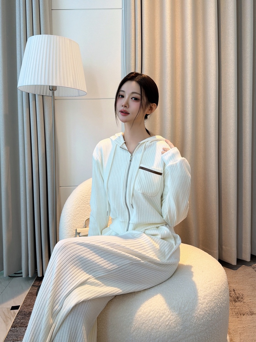 CLOTH東大門實拍女裝新款休閑時尚推薦人氣熱賣套裝皮革連帽CLOTH套裝