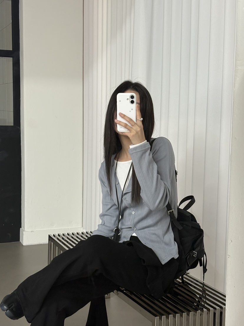Verbena東大門實拍女裝新款熱賣時尚人氣休閑真品長袖T恤Verbena長袖T恤
