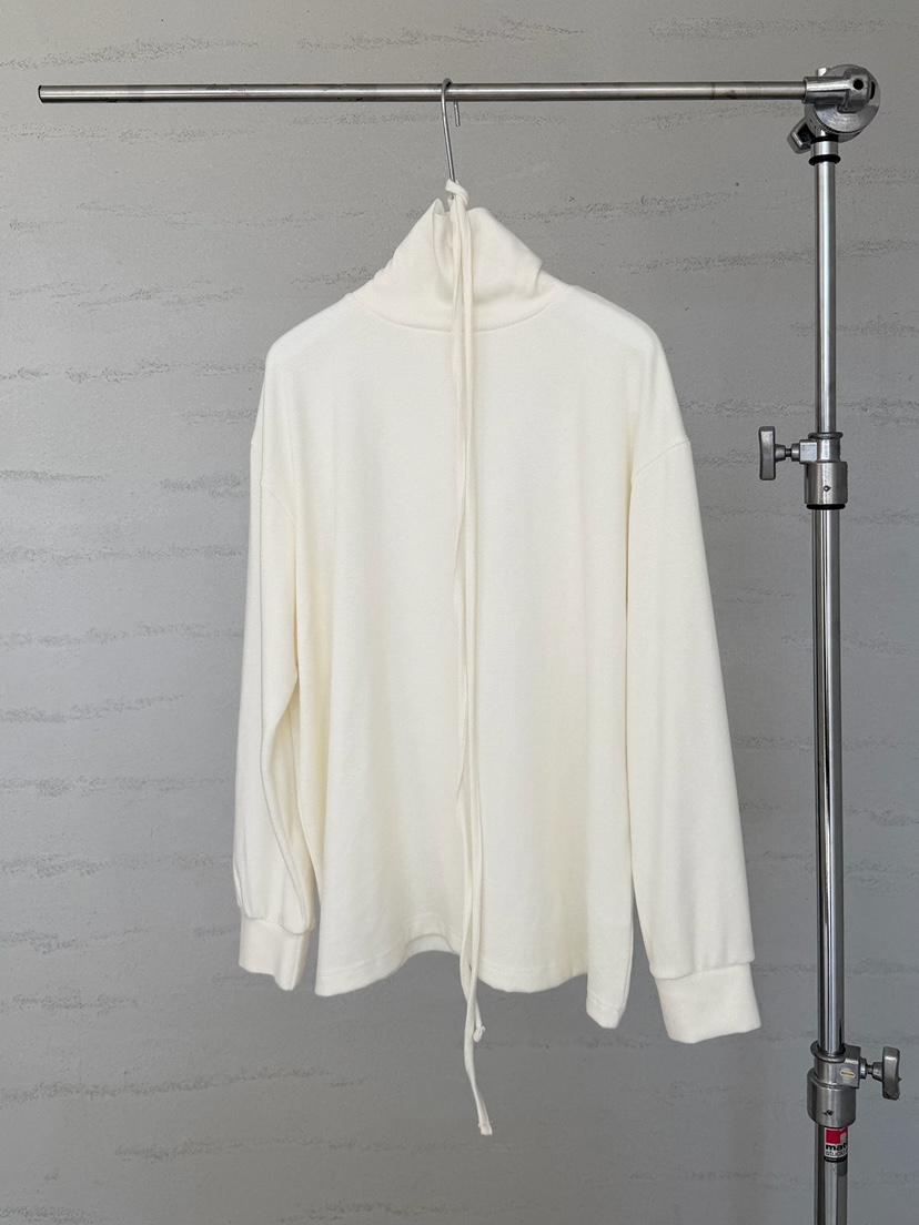 URBANE cloth東大門實拍女裝新品推薦長袖T恤含腰繩加絨URBANE cloth長袖T恤圖色1