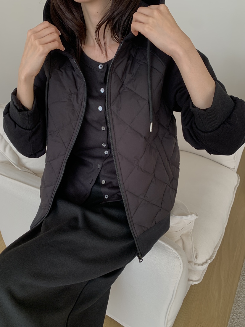 LE RIVE韓國直郵女士新品熱賣休閑推薦短款羽絨服連帽衫鴨LE RIVE短款羽絨服