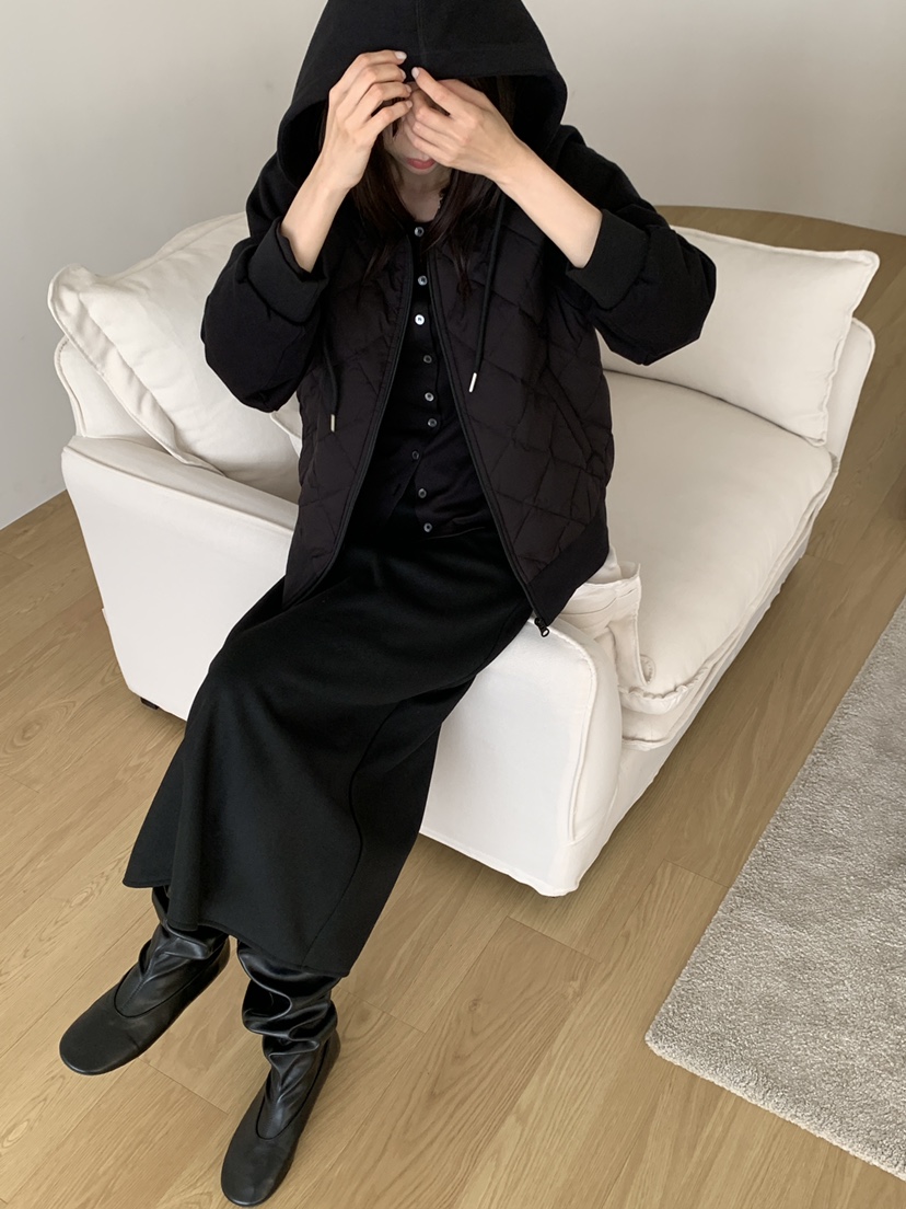 LE RIVE韓國直郵女士新品熱賣休閑推薦短款羽絨服連帽衫鴨LE RIVE短款羽絨服