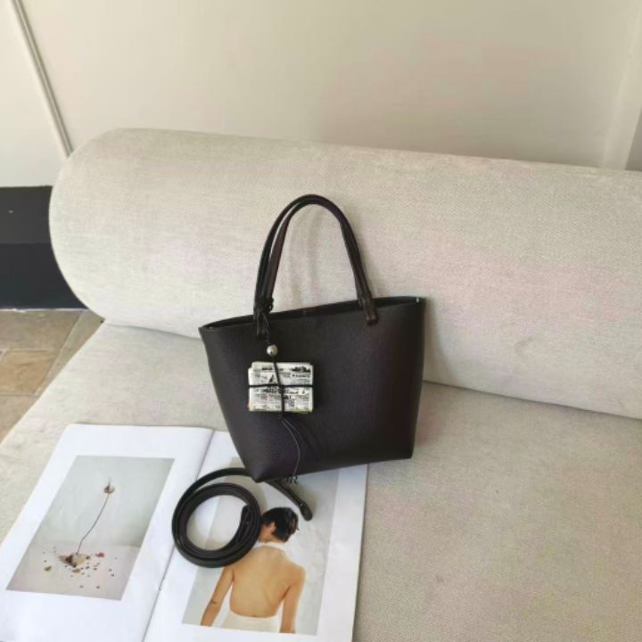 TROUVAILLE東大門實拍女裝新品人氣單肩斜跨包不含掛件牛皮TROUVAILLE單肩/斜跨包