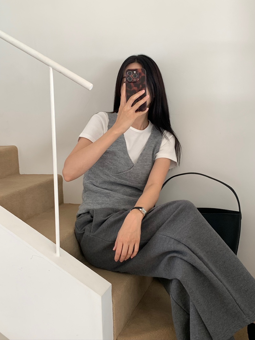 BLEECKER韓國直郵女士新款時尚人氣熱賣休閑推薦吊帶背心BLEECKER吊帶/背心