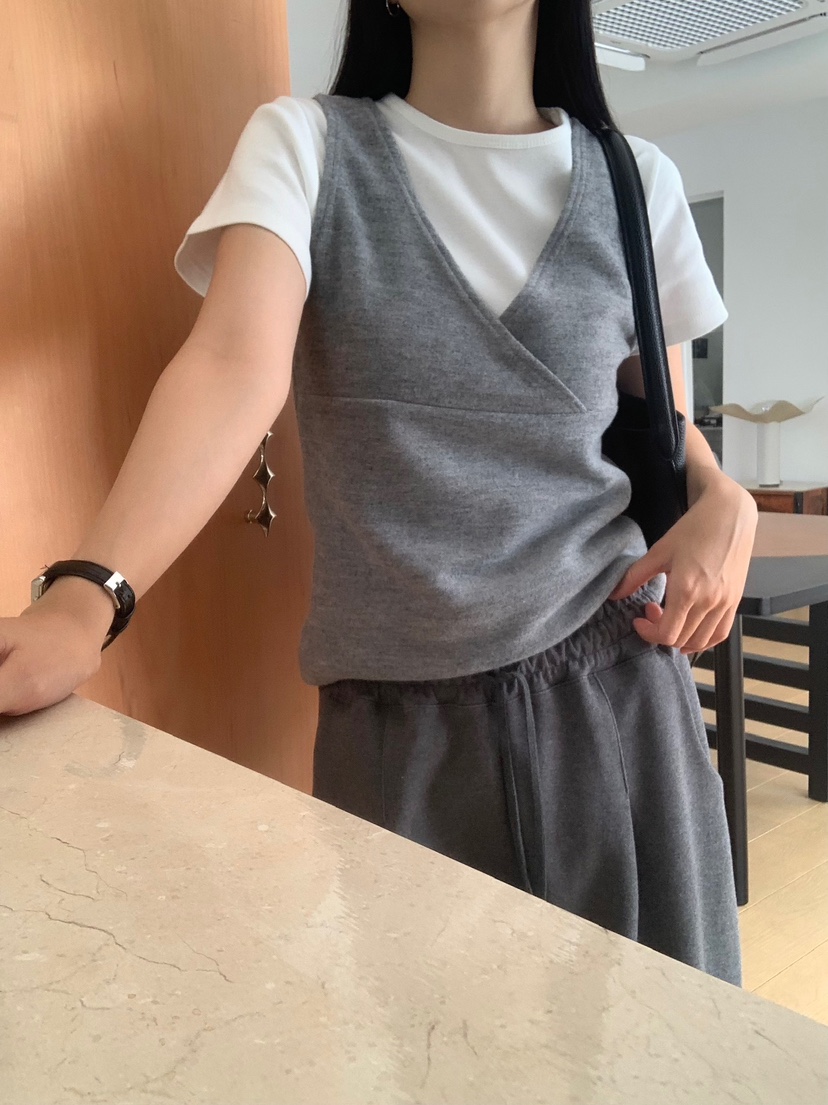 BLEECKER韓國直郵女士新款時尚人氣熱賣休閑推薦吊帶背心BLEECKER吊帶/背心