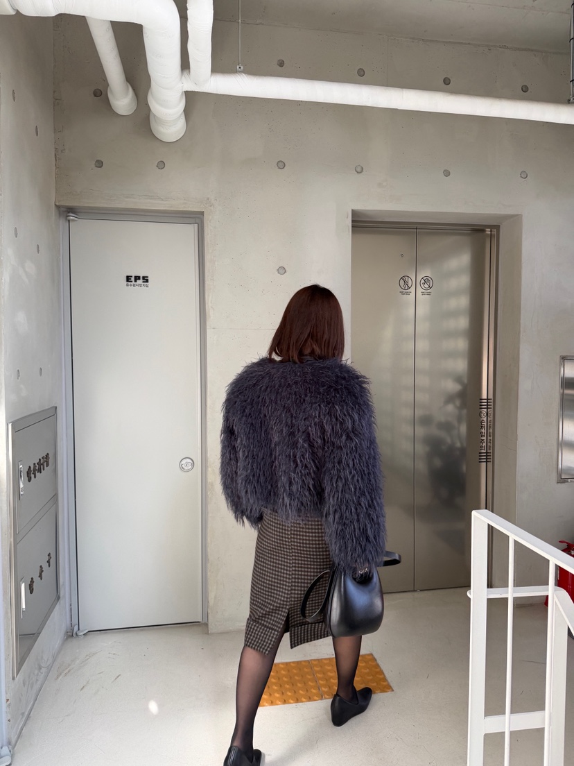 OLI EDIT東大門直郵女裝新品推薦真品短款大衣不含內搭開衫OLI EDIT短款大衣
