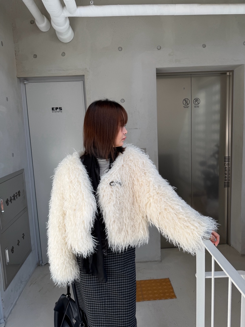 OLI EDIT東大門直郵女裝新品推薦真品短款大衣不含內搭開衫OLI EDIT短款大衣