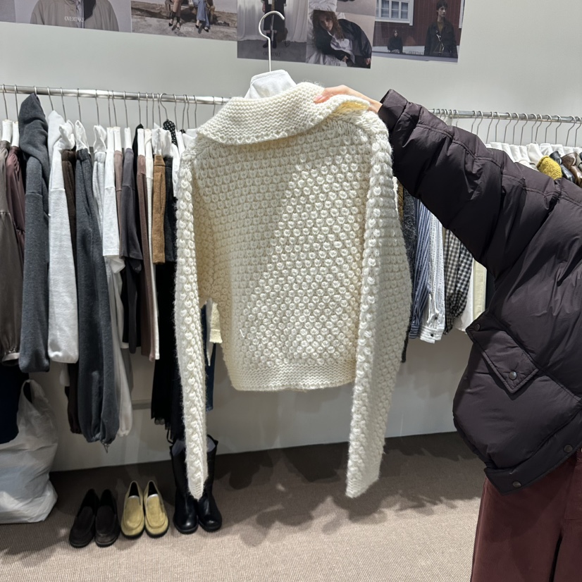 OVERTAKE東大門代購女士新品真品時尚推薦人氣熱賣毛衣絨OVERTAKE毛衣