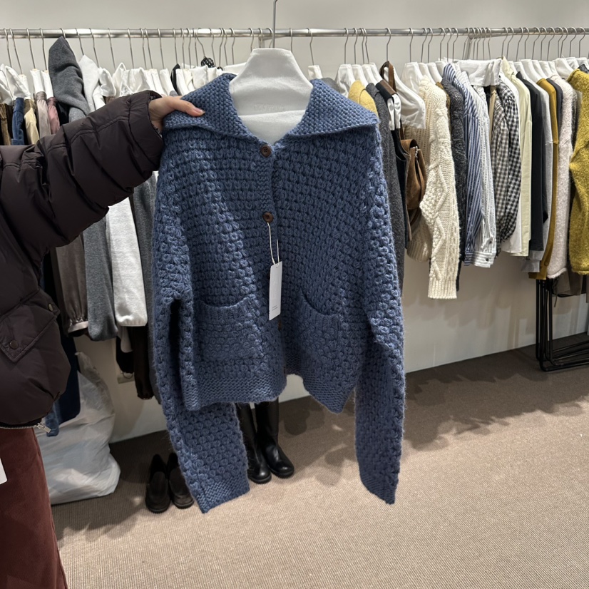 OVERTAKE東大門代購女士新品真品時尚推薦人氣熱賣毛衣絨OVERTAKE毛衣圖色2