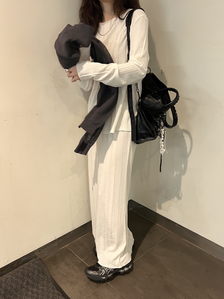 PLANTS ON GRAY東大門直郵女士新款熱賣真品推薦休閑套裝PLANTS ON GRAY套裝