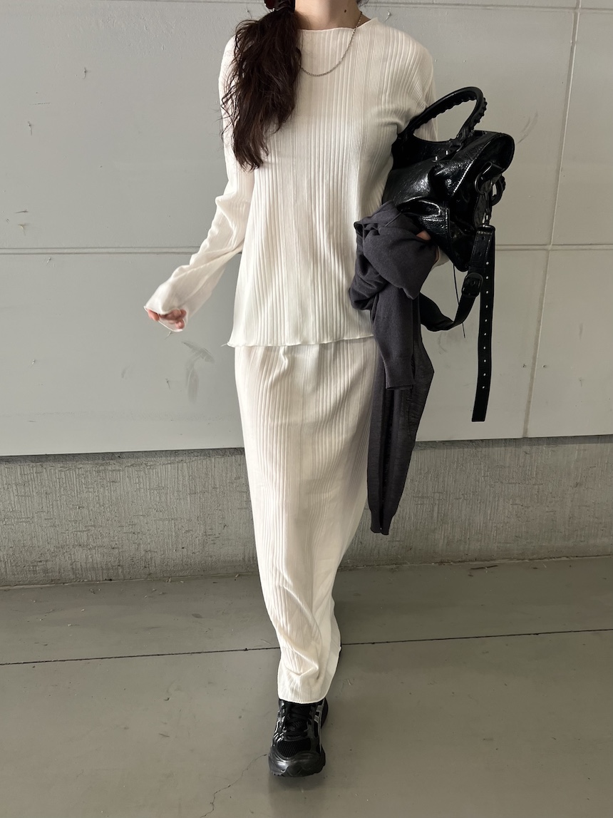 PLANTS ON GRAY東大門直郵女士新款熱賣真品推薦休閑套裝PLANTS ON GRAY套裝圖色2