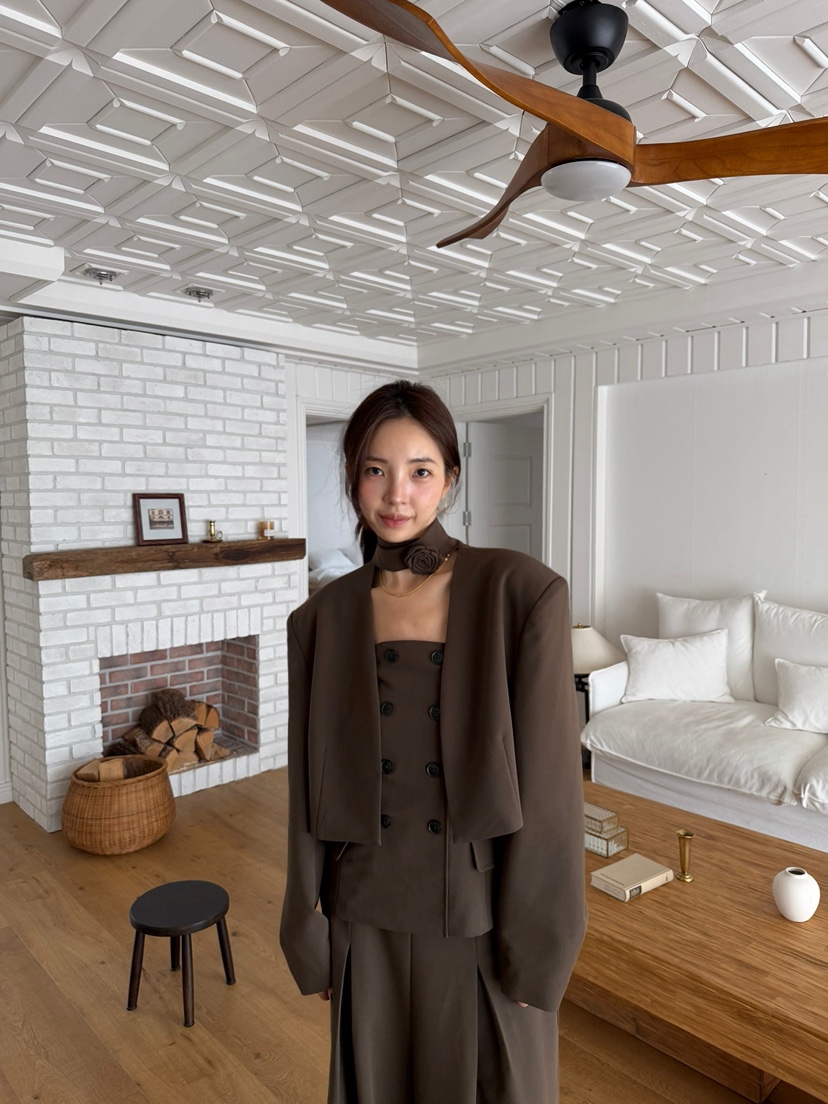 SOLAR韓國代購女士新款真品休閑推薦時尚人氣熱賣套裝含脖帶SOLAR套裝