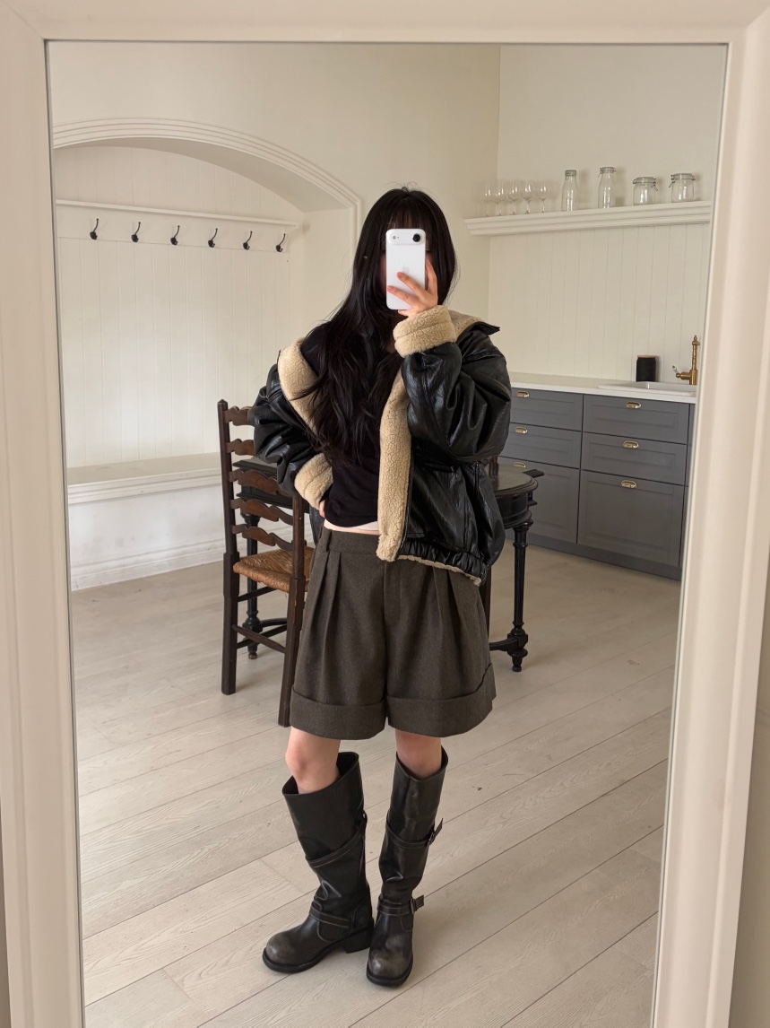 MOMENTUM東大門代購女裝新品真品熱賣時尚休閑人氣推薦短褲MOMENTUM短褲