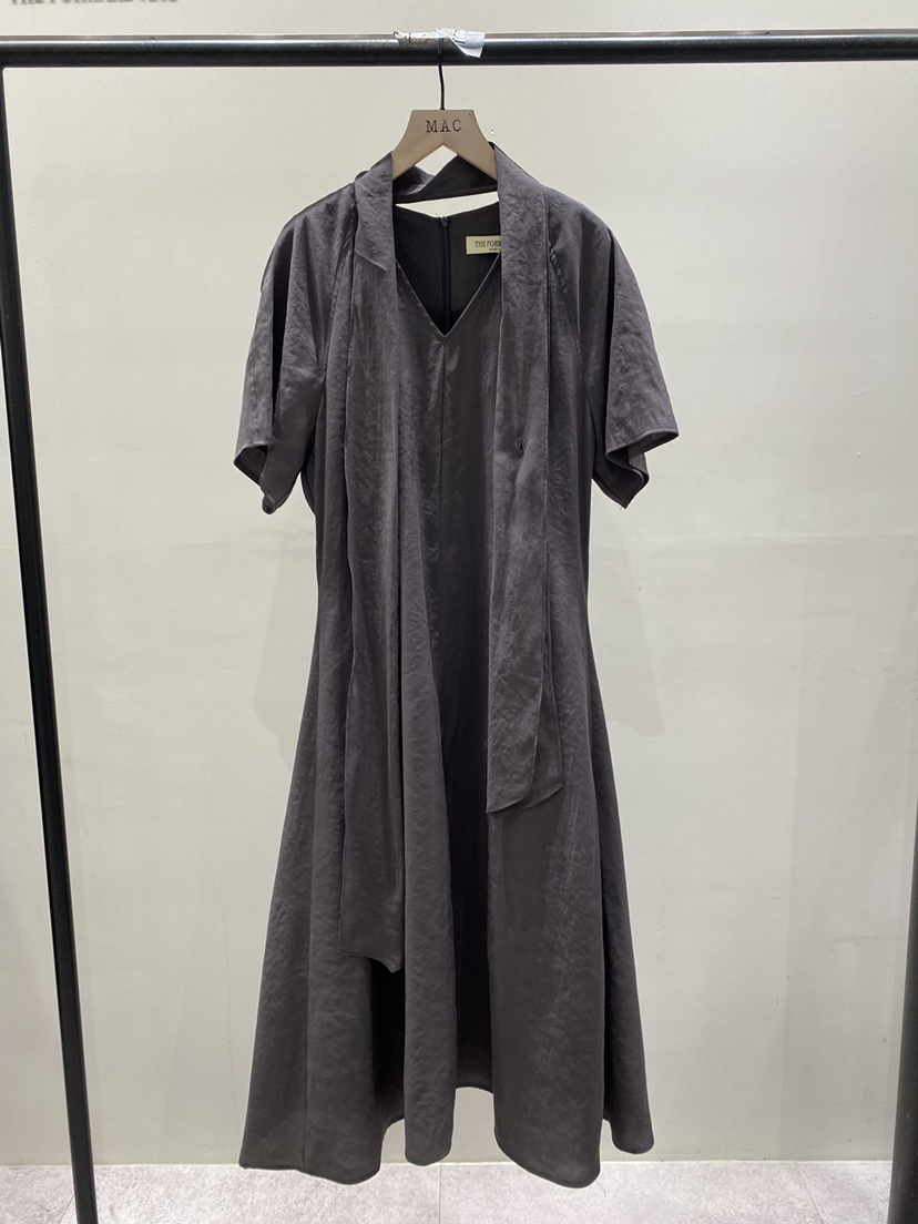 MAC韓國代購女裝新款推薦時尚人氣熱賣真品休閑連衣裙OPSTHE FORWARD MAC連衣裙圖色1