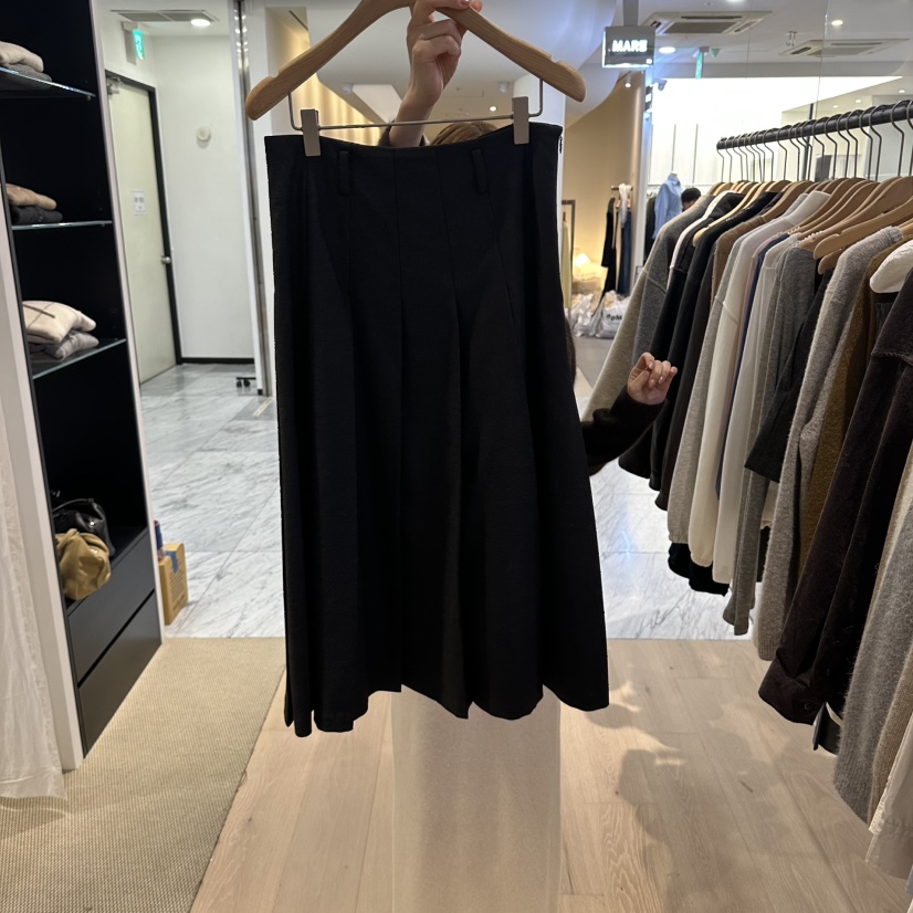 VERVEINE東大門直郵女裝新品休閑時尚推薦真品熱賣長裙褶裥VERVEINE長裙圖色2黑色